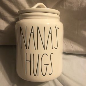 Brand new Rae Dunn Nana’s Hugs canister